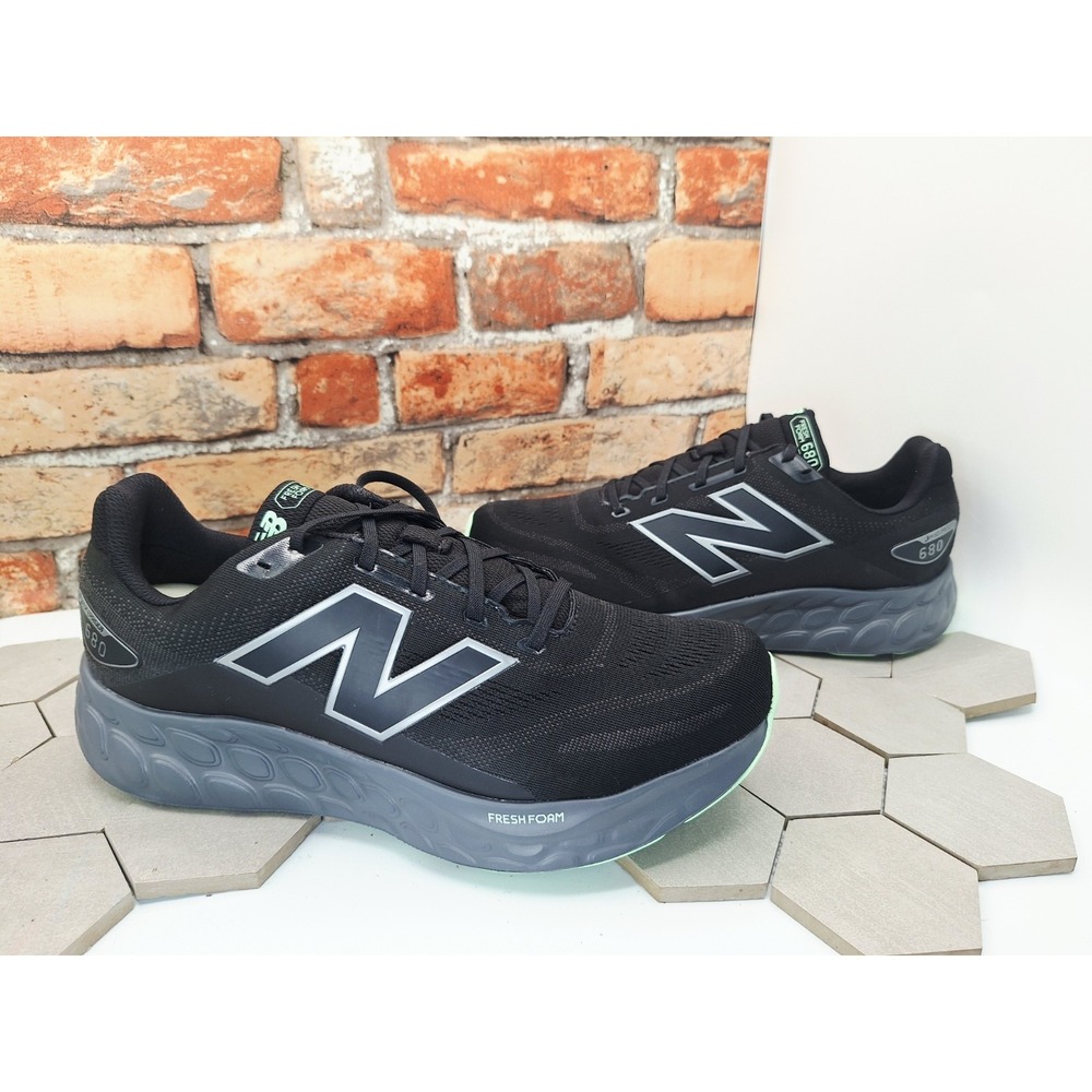 New Balance Fresh Foam 680 v8 Waterproof Men's Size 12 Black 1080 Comfort